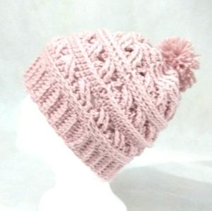 ☃️Beanie, hat, handmade, pompom, crochet❄️